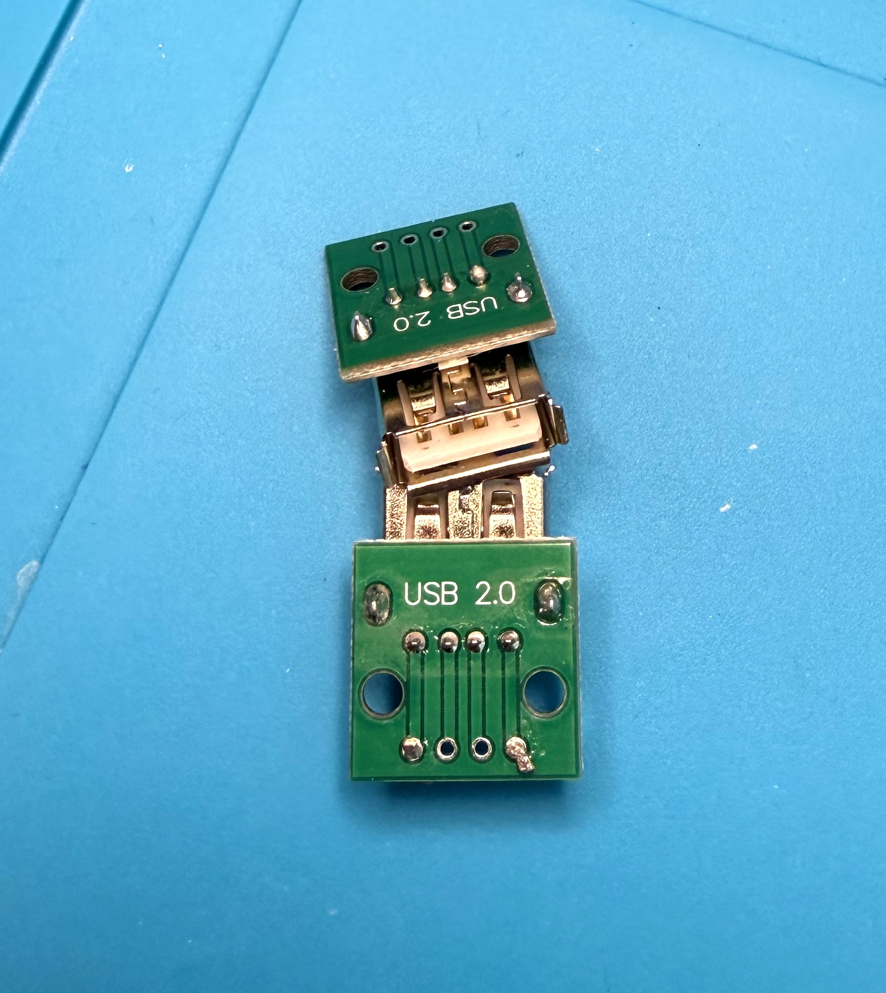 Front and back of the USB-A screw terminal breakout board